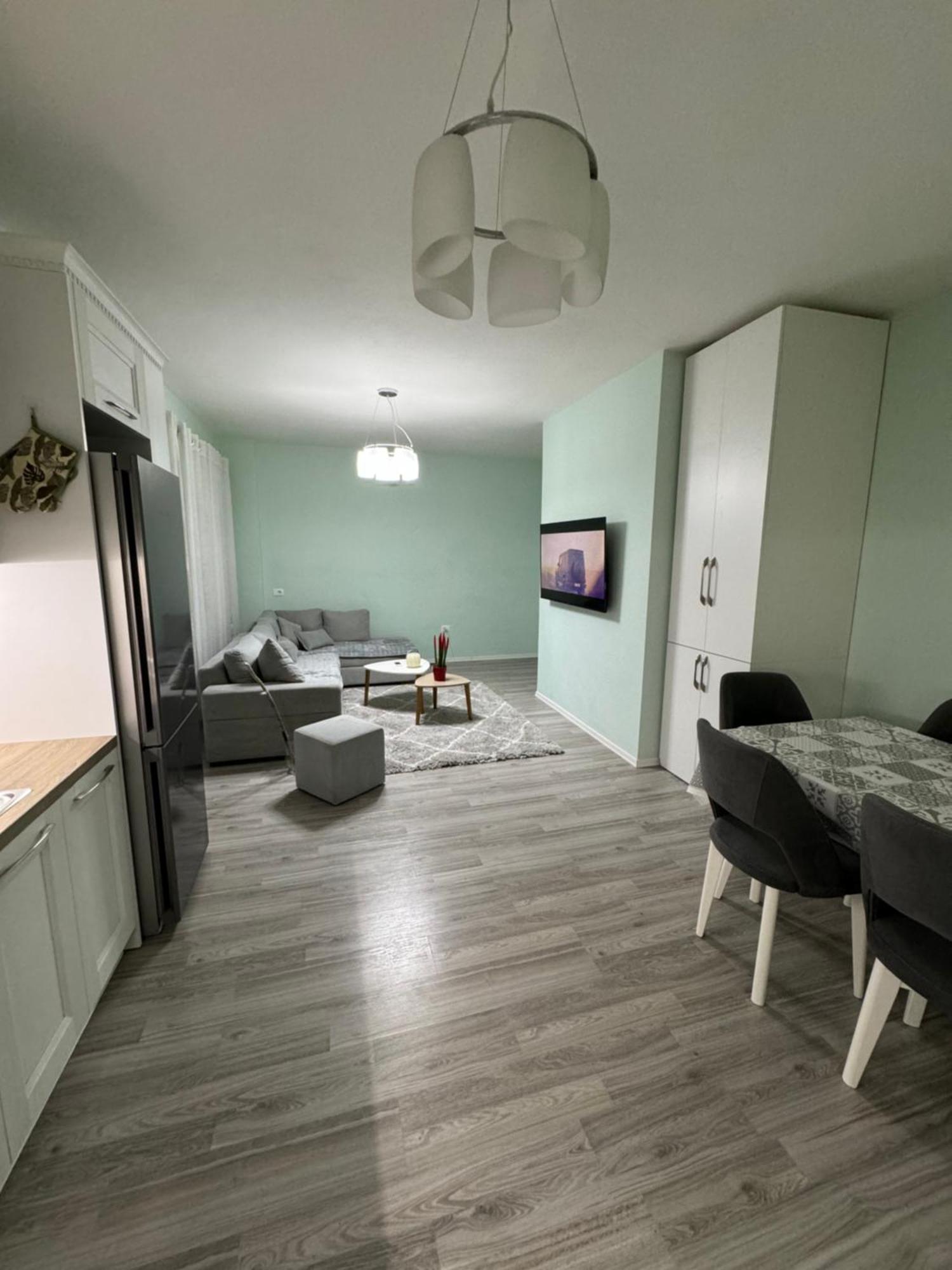 Tirana Centre Lions Gate 2 Apartment Luaran gambar