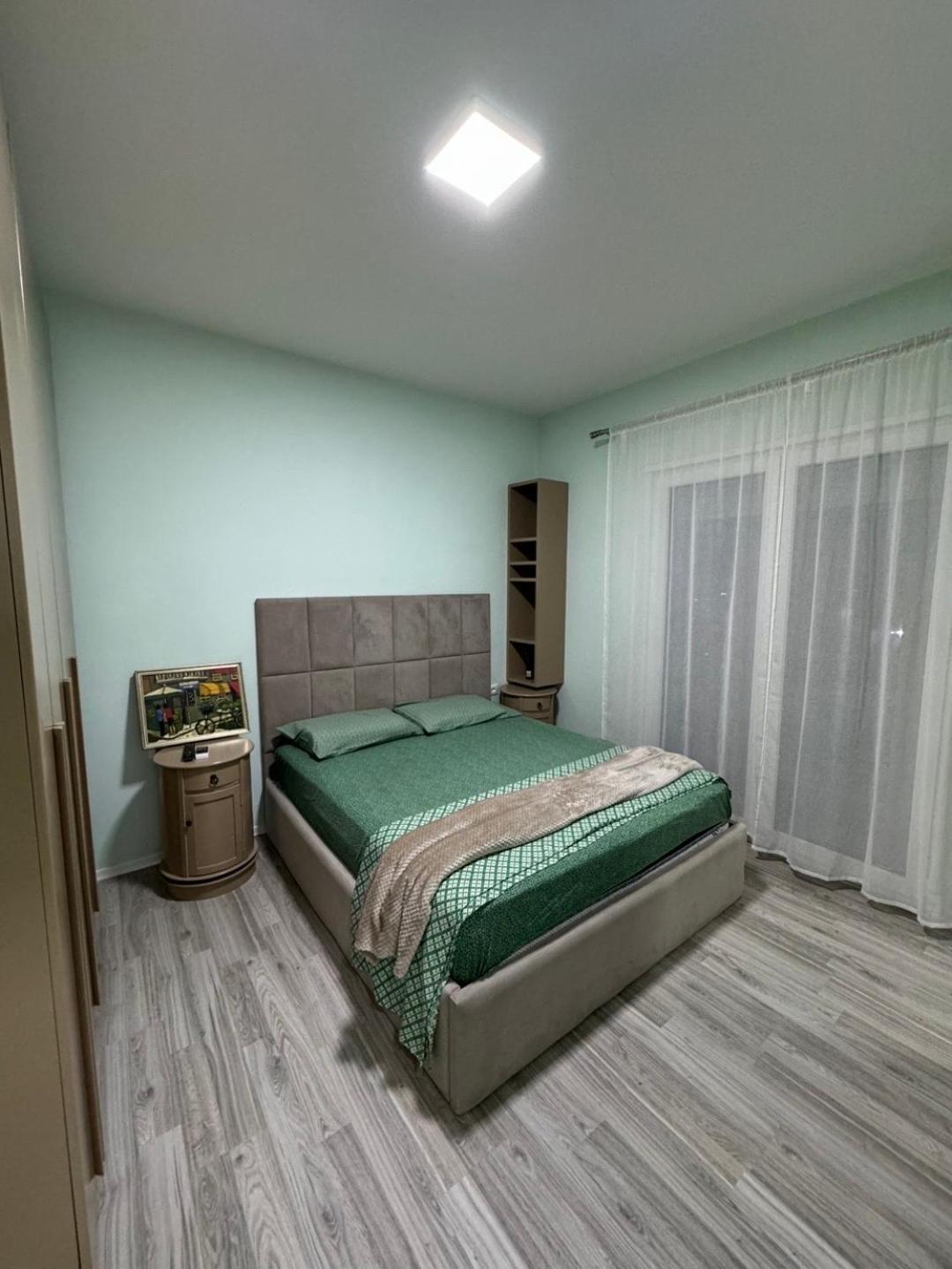 Tirana Centre Lions Gate 2 Apartment Luaran gambar